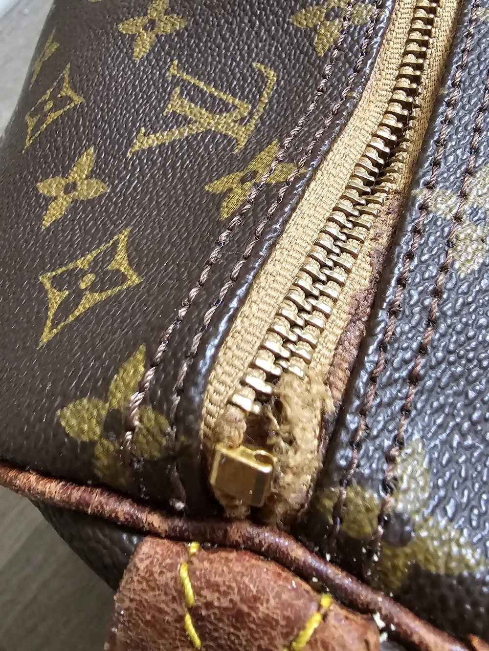 Louis Vuitton 55 Brown Monogram Keepall Travel Bag